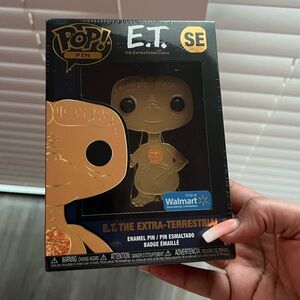 POP Funko E.T Enamel Pin